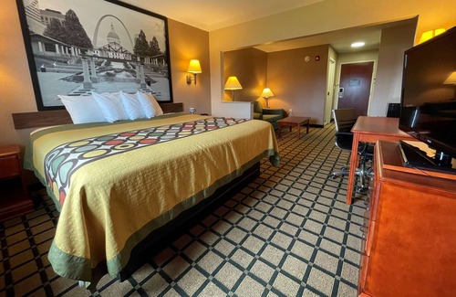 Rolla Hotel | Super 8 by Wyndham Rolla