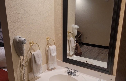 Show Low Hotel | Super 8 by Wyndham Show Low