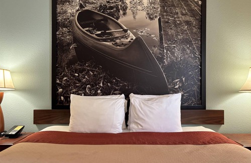 Staunton Hotel | Super 8 by Wyndham Staunton