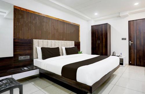 Ahmedabad Hotel | Super Hotel O Nana Chiloda Near Airport Formerly Green Valley