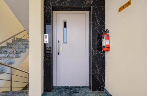 Kakinada Hotel | Super Hotel O Ramaraopet Near Kakinada Beach