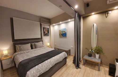Athens City Centre Apartment | Super Loft With Acropolis View