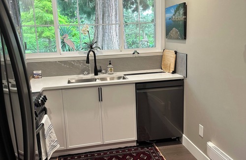 District of North Vancouver House | Super private self contained 1 bedroom, 1 bathroom minutes to downtown Vancouver