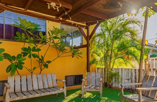 Santa Rosa Bed & Breakfast | Super Spacious Room 5min from the beach