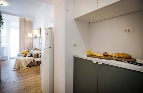 Ochota Apartment | Super Studia przy Lotnisku Chopina, max 4 osoby