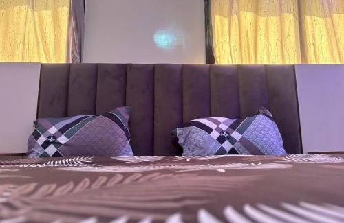 Senegal Apartment | Super Studio avec Jacuzzi à Diamniadio