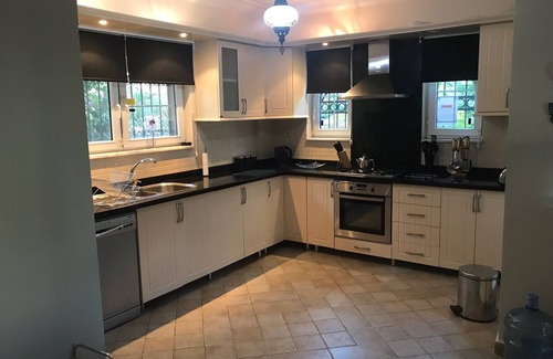 Fethiye City Center Villa | Superb 4 bed,4 bath villa, private pool,WI-FI,UKTV prime location in Calis Beach