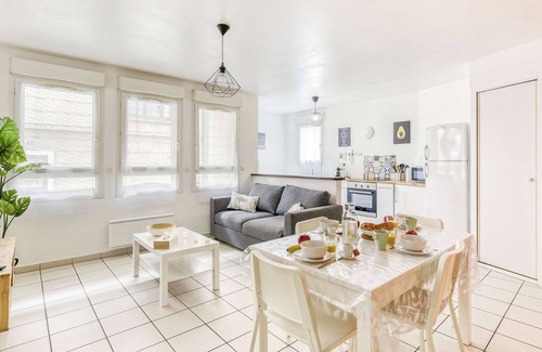 Saint-Cyr-l'Ecole Apartment | Superb 45m2 apartment fully equipped