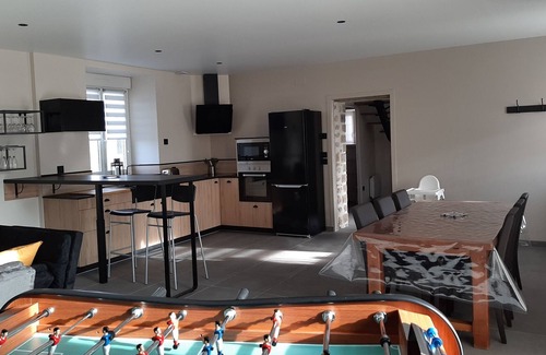 Gesnes-le-Gandelin House | Superb gîte in the Alpes Mancelles