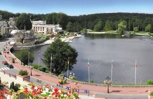Gesnes-le-Gandelin House | Superb gîte in the Alpes Mancelles