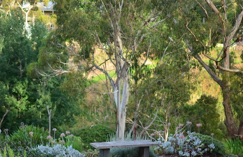 Hepburn House | Superb hilltop designer home with panoramic views in Hepburn.