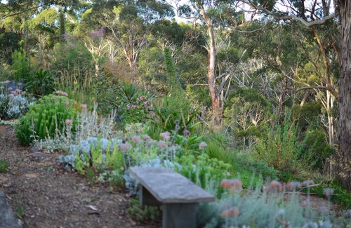 Hepburn House | Superb hilltop designer home with panoramic views in Hepburn.