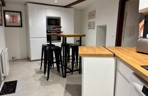 Claira House | Superbe Maison de village à Claira 8 Personnes