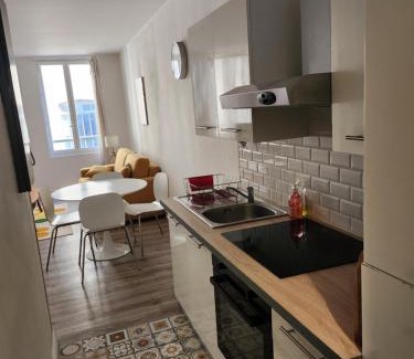 Les Grands Carmes Apartment | SUPERBE STUDiO LE PANIER NO EXTRA FEES historic district