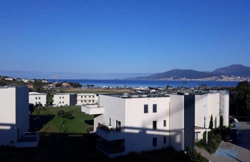 Grosseto-Prugna Apartment | Superbe T2 climatisé, proche plage - belle vue mer