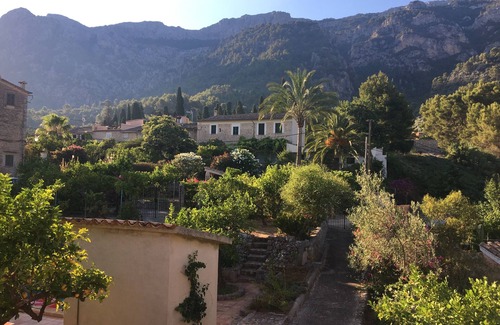 Soller House | Superbly located Soller townhouse with pool, just 6 minutes walk from the square