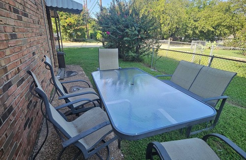 Mesquite House | SUPERHOST Grace Galore Unit B, Luxury 2bedrm/w Crib,/Mesquite Convention Center