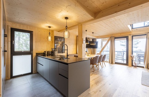 Turracher Hohe Ski Chalet | Superior Chalet # 13 with Sauna & Hot Tub