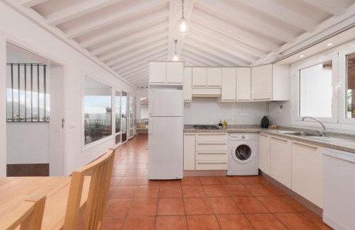 La Mancha Apartment | Superior G: private pool & concierge