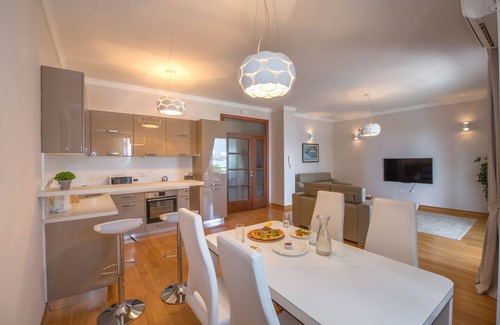 Babin do Apartment | Superior Two-Bedroom Apartment with Sea View