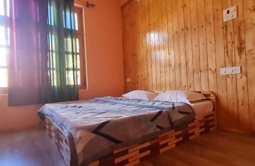 Keylong House | SURAJ HOME STAY KEYLONG