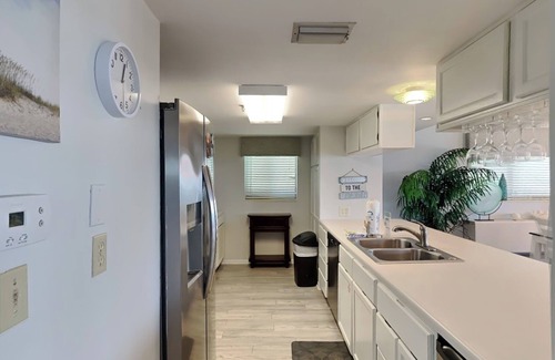 Fort Walton Beach Condo | Surf Dweller #501 - Beachfront Condo w/Gulf views, Pool Access