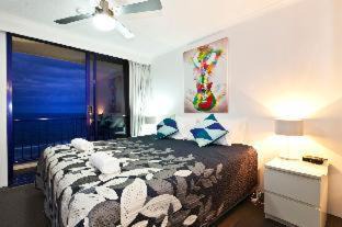 Surfers Paradise Apartment | Surf Regency