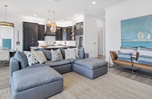 Bel Air House | "Surf Shack" Luxury Beachfront in Panama City Beach with Private Pool, & Game Room!