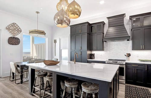 Bel Air House | "Surf Shack" Luxury Beachfront in Panama City Beach with Private Pool, & Game Room!