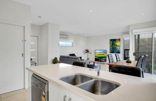 Warrnambool House | Surf Villa