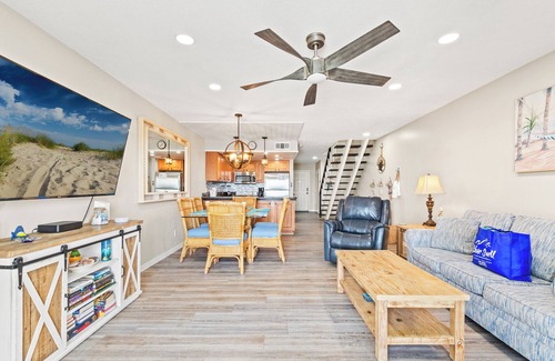 Bel Air House | Surf’s Up! Pet-friendly, 2BR 3BA Beachfront Townhouse, Sleeps 8!