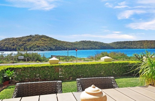Ettalong Beach Apartment | SURFSIDE ETTALONG BEACH BEACHFRONT