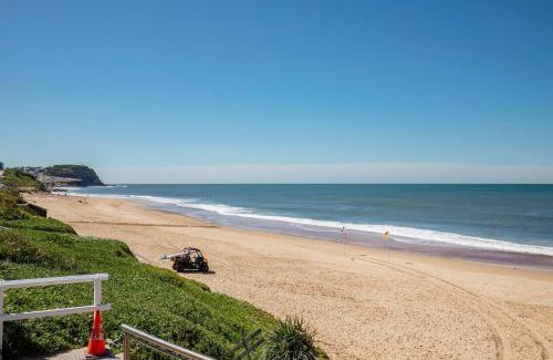 Merewether Apartment | Surfside Simple Comforts by Merewether Beach