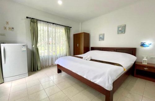 Huai Yang Apartment | Surinbeach Double Room 102