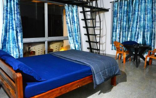 Gokarna Hotel | Surya cafe and stay sea view
