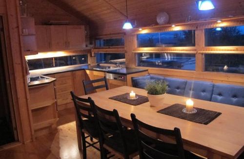 Al House | Svarthamar - cabin with amazing view