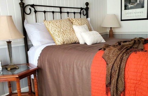 Pikeville Bed & Breakfast | Swallow's Nest at Cascade Inn