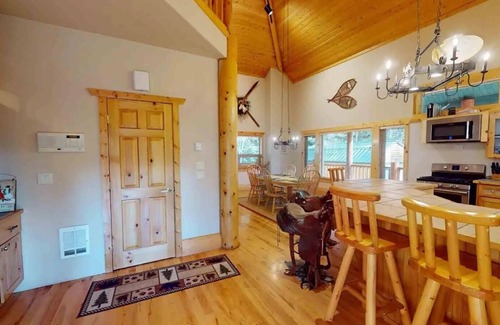 Brian Head Cabin | Sweet Cabin Life - Luxury Retreat in fantastic Brian Head with WiFi