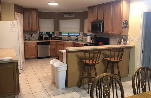 Galveston County House | Sweet Home. 3 BD-2.5 BA. Sleeps 6/in between Galveston - Hou. 😍🌺🏄🏼🏖