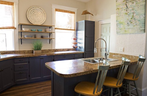 Cape Charles House | Sweet Retreat - Close to the beach! Sleeps 12 comfortably