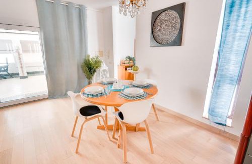Lignano Riviera Apartment | Sweet Riviera Attico a 150 m dal Mare, 2 Terrazze e Garage Box