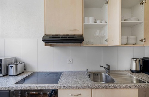 Alt-Wiedikon Apartment | Sweet Wiedikon 2BR w/Shared W/D, nr Public Transport, by Blueground