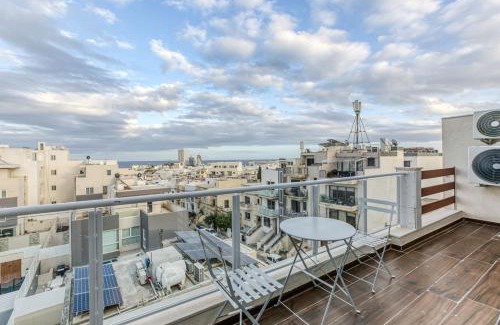 Tal-Ibrag Apartment | Swieqi Luxury Charm Central Cityline View