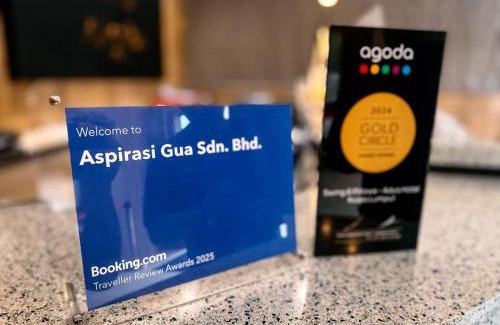 Nilai Hotel | Swing & Pillows - Dataran Nilai