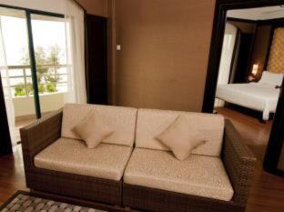 Tanjung Hotel | Swiss-Grand Beach Resort Kuantan
