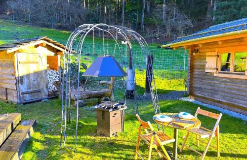 Sigriswil House | SwissHut Idyllic Farm Cabin - Chalet Grabenmuhle 1