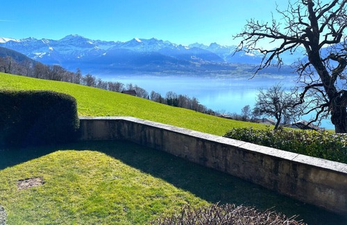 Sigriswil Apartment | SwissHut Stunning Views Alps & Lake - Chalet Chrützwäg