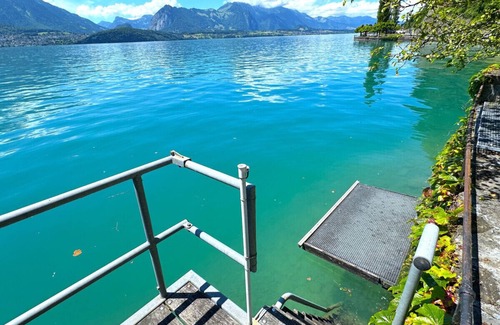 Sigriswil Apartment | SwissHut Stunning Views Alps & Lake - Chalet Monbijou