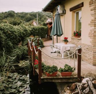 Szekszard House | SZÉP KERT VENDÉGHÁZ