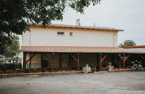 Szekszard House | SZÉP KERT VENDÉGHÁZ